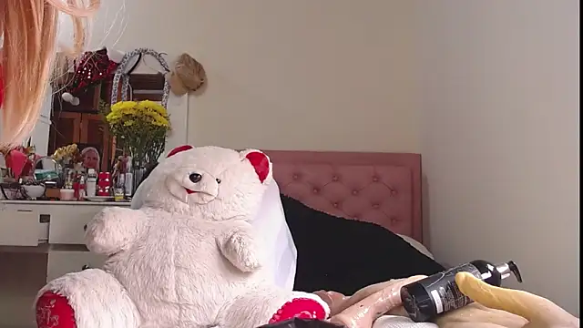 lucy_belle_bm's cam snapshot