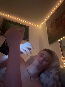 Toyjungee's cam snapshot