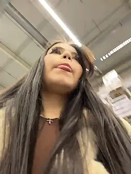 Chloe__Moon live sex cam