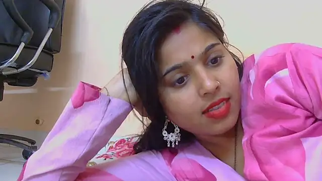 Cute-Simmi69's cam snapshot