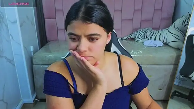 Evangeline_b's cam snapshot