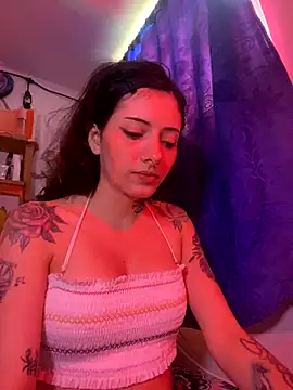 LiliJones_'s cam snapshot