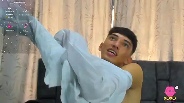 Maikol_Ortiz live sex cam