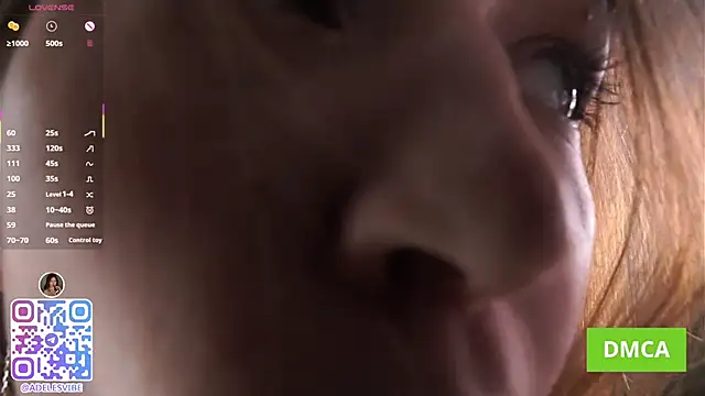 Adeles_vibes live sex cam