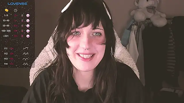 MePretty's cam snapshot