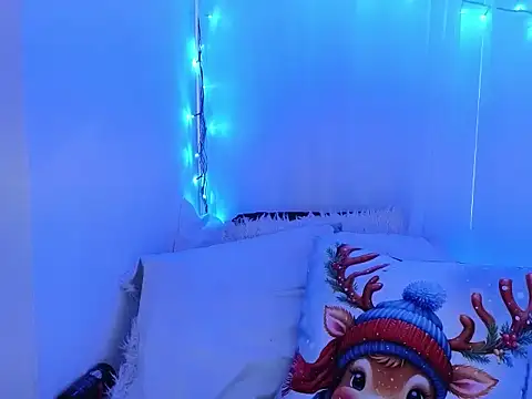 ninaa_fox's cam snapshot