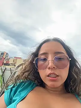 Kay_LustyWife live sex cam