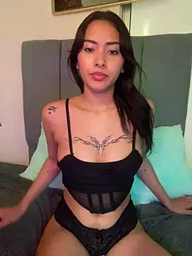 ravenna_em's cam snapshot