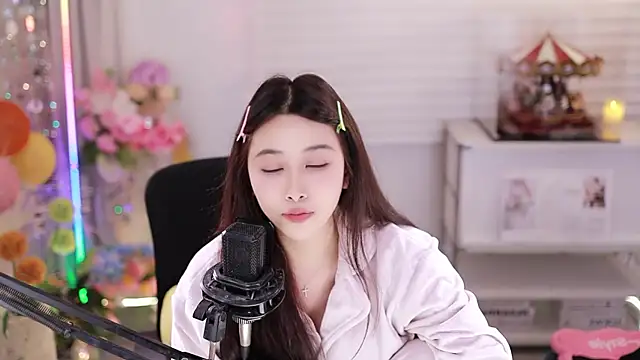 SleepArtist's cam snapshot