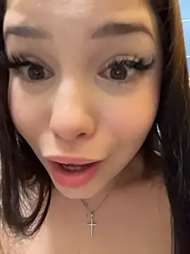 Chloe__Moon live sex cam