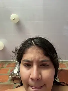 moncerrat_luna's cam snapshot