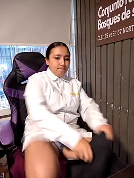 Cute_Penelope live sex cam