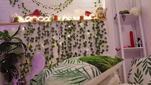 MonicaAsis live sex cam