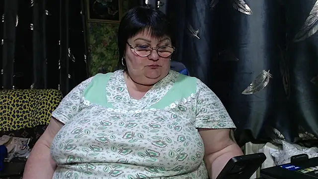 Goddess57 live sex cam