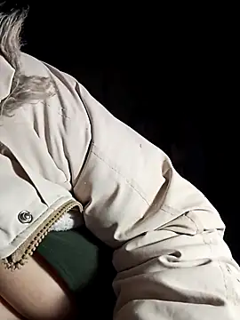 lux-angel's cam snapshot