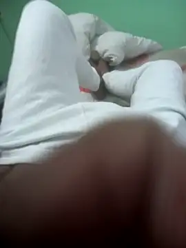 deshi8inch53's cam snapshot