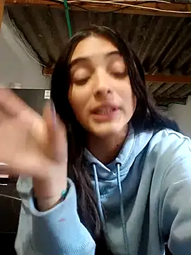 Valen_Person's cam snapshot