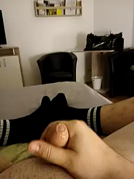 BennoSingle live sex cam