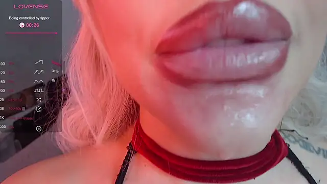 Alice_here's cam snapshot