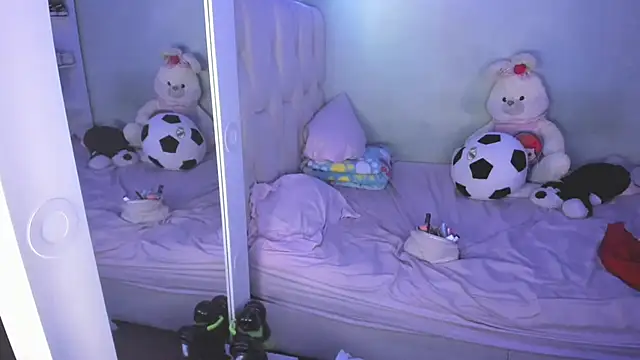 KittyKlum's cam snapshot