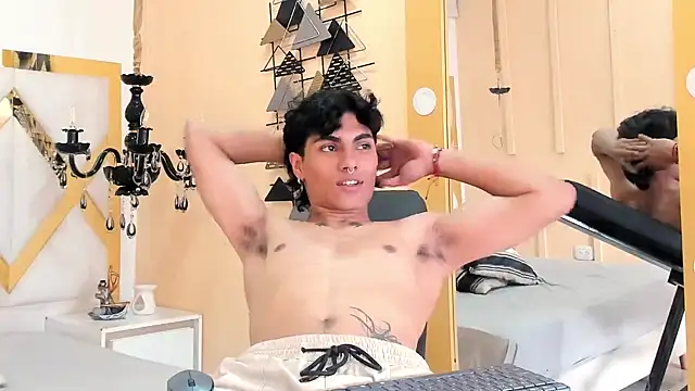 MattFiore live sex cam