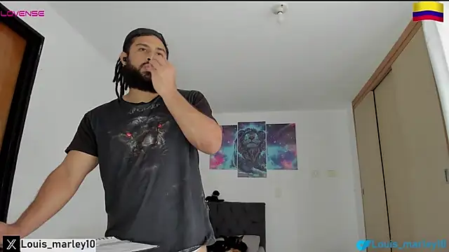 Louis_marley__ live sex cam