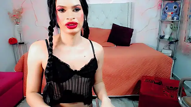 maria_camilacms's Stripchat show and profile