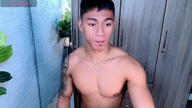 PinooyMilker's cam snapshot