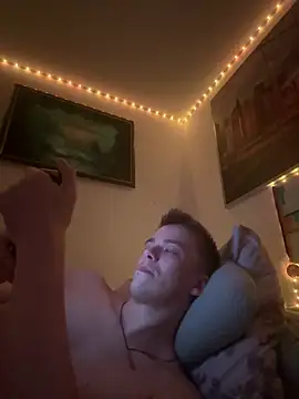 Toyjungee's cam snapshot