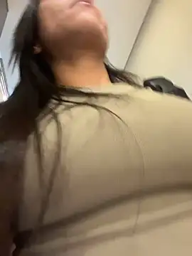 ReggieG live sex cam