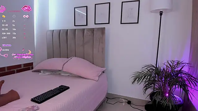 Niicoleta's cam snapshot