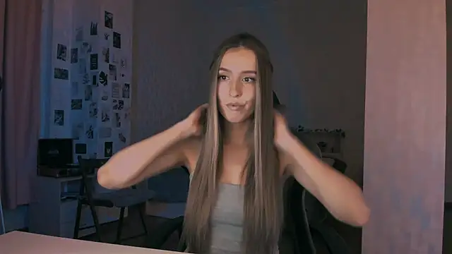 yourrdanceteacher's cam snapshot