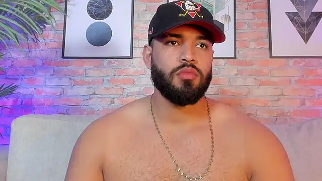 Chris_Varden live sex cam