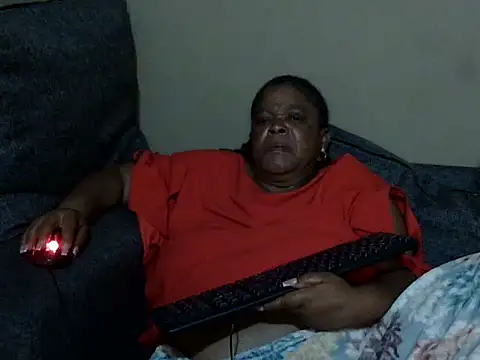 bigsexymama2's cam snapshot