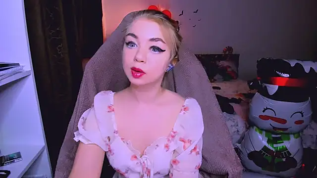 littleSiyfairy's cam snapshot