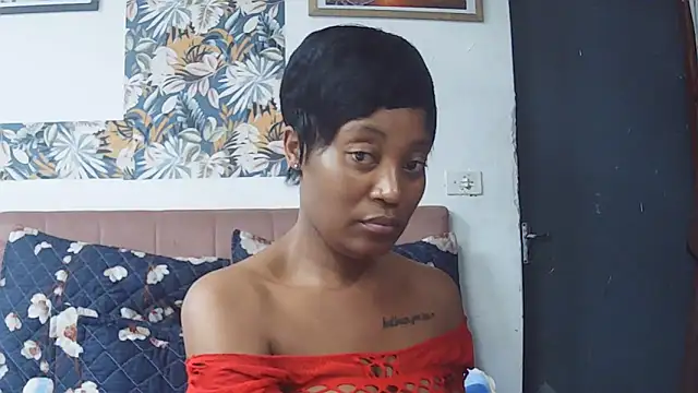 SweetPortableAmber's cam snapshot