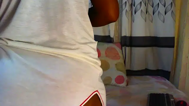 BARBIEDOLLXXX's cam snapshot