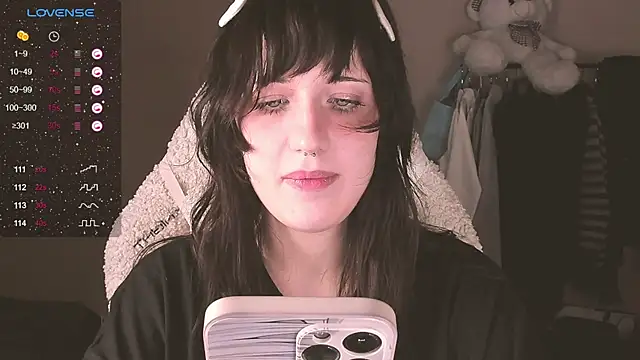 MePretty's cam snapshot