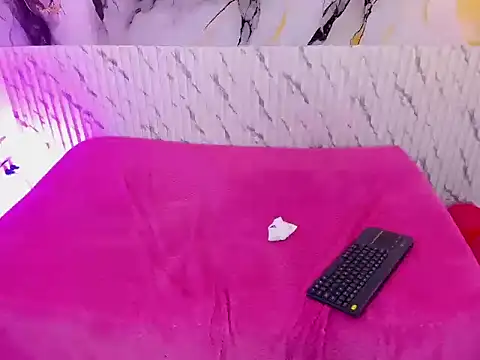 VioletaSweett1's cam snapshot