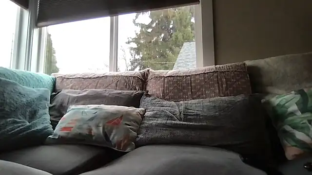 cliveokanagan24 live sex cam