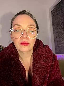 FemDom_RubyKnightXXO's cam snapshot