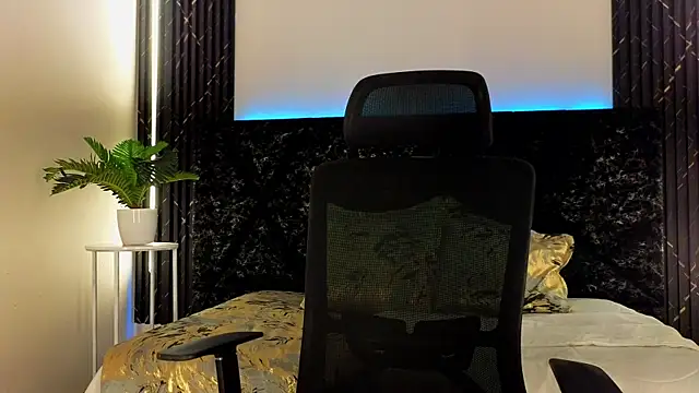 Emy_leon's cam snapshot