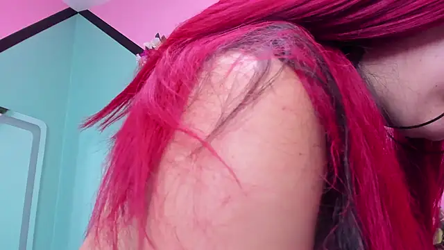 Mariia_Juanaa's cam snapshot