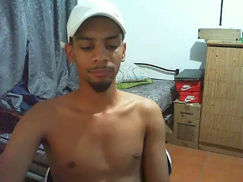 29YOURZ_28_ live sex cam