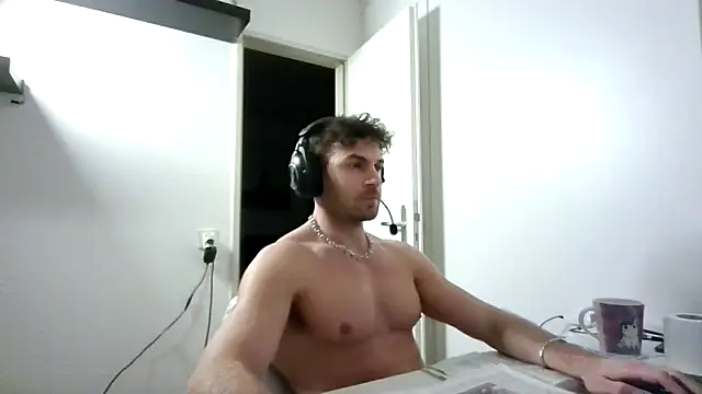 alpha-hunk's cam snapshot