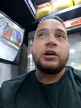 Catire10_'s cam snapshot