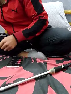 yazin19's cam snapshot