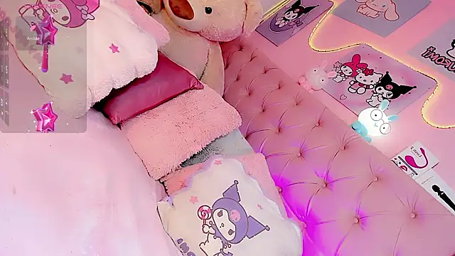 Cute_Roxxy live sex cam