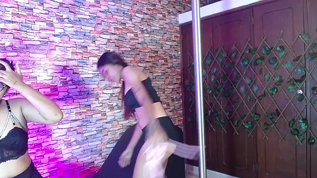 any_cute_girls's cam snapshot