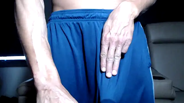 ThickD2C live sex cam